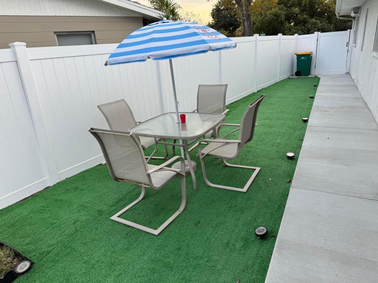 Cozy Private Studio W/Own Yard - 3Mi From Beach 塞米诺尔 外观 照片